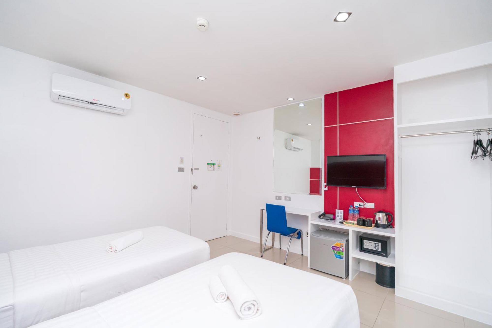 Patong Diamond Hotel Екстер'єр фото
