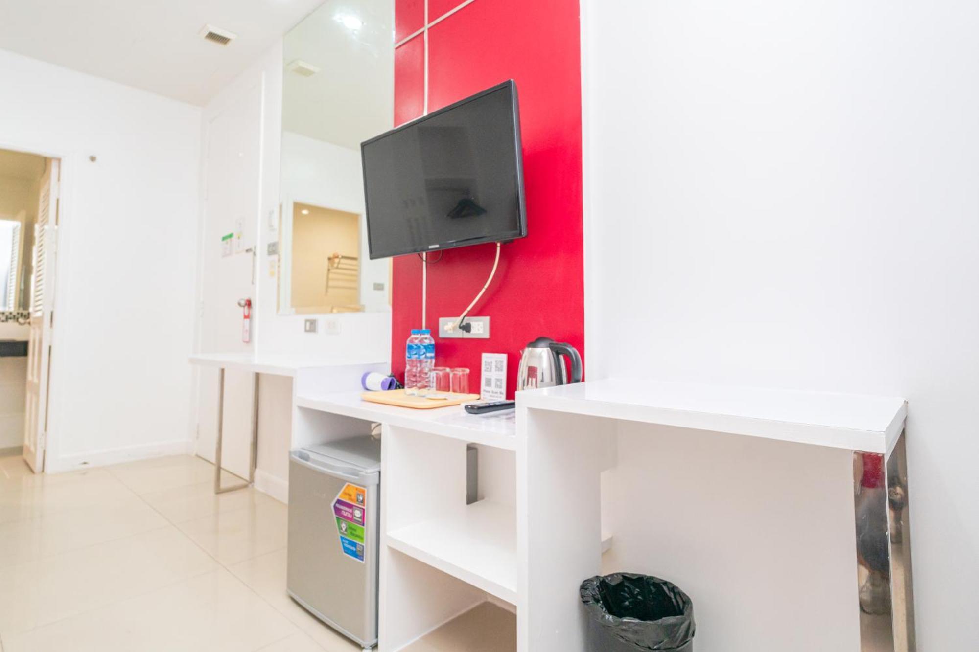 Patong Diamond Hotel Екстер'єр фото