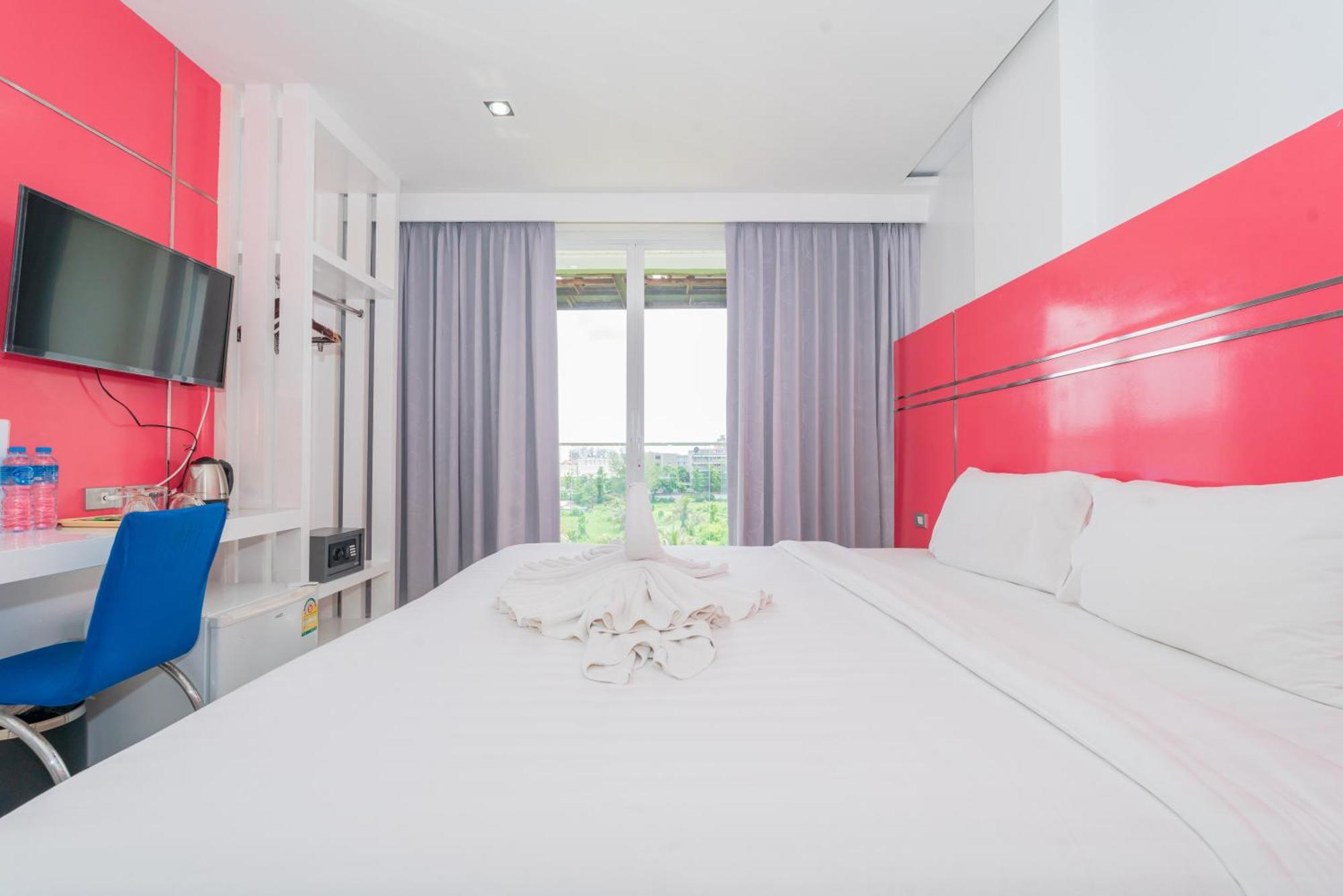 Patong Diamond Hotel Екстер'єр фото